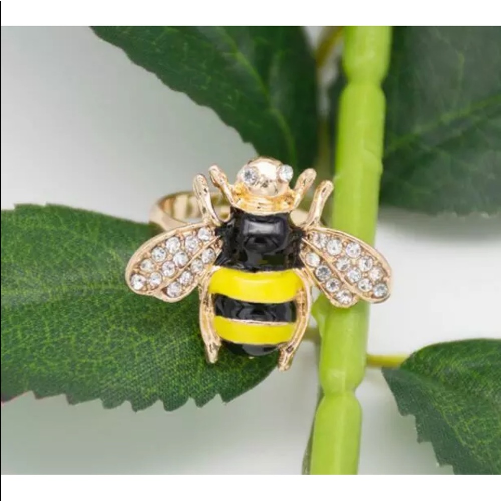 NWT Betsy Johnson Bee Pendant Necklace & Ring - Picture 6 of 13